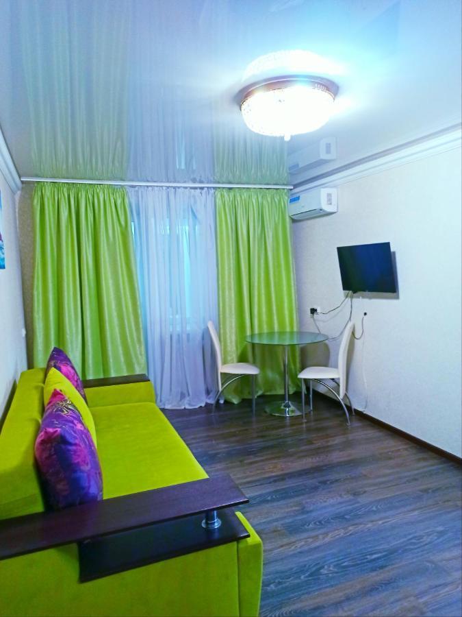 Appartement Затишок У Самому Центрі Дніпра à Dnipro Extérieur photo
